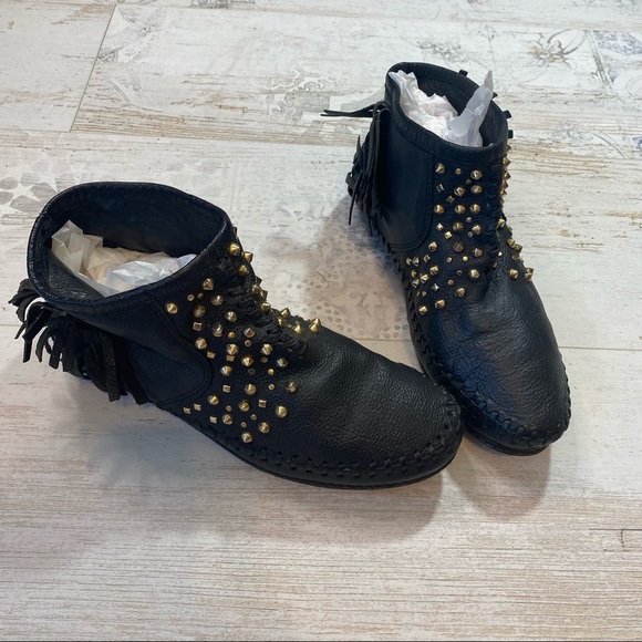 Zara Shoes - Zara Black Leather Studded Fringe Moccasins